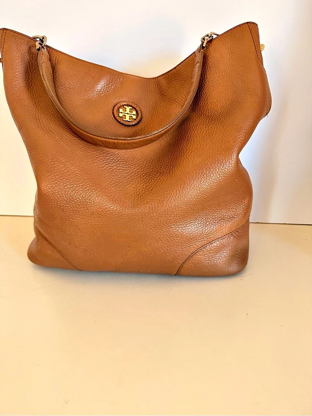 Tory Burch Leather Hobo Bag in Brown